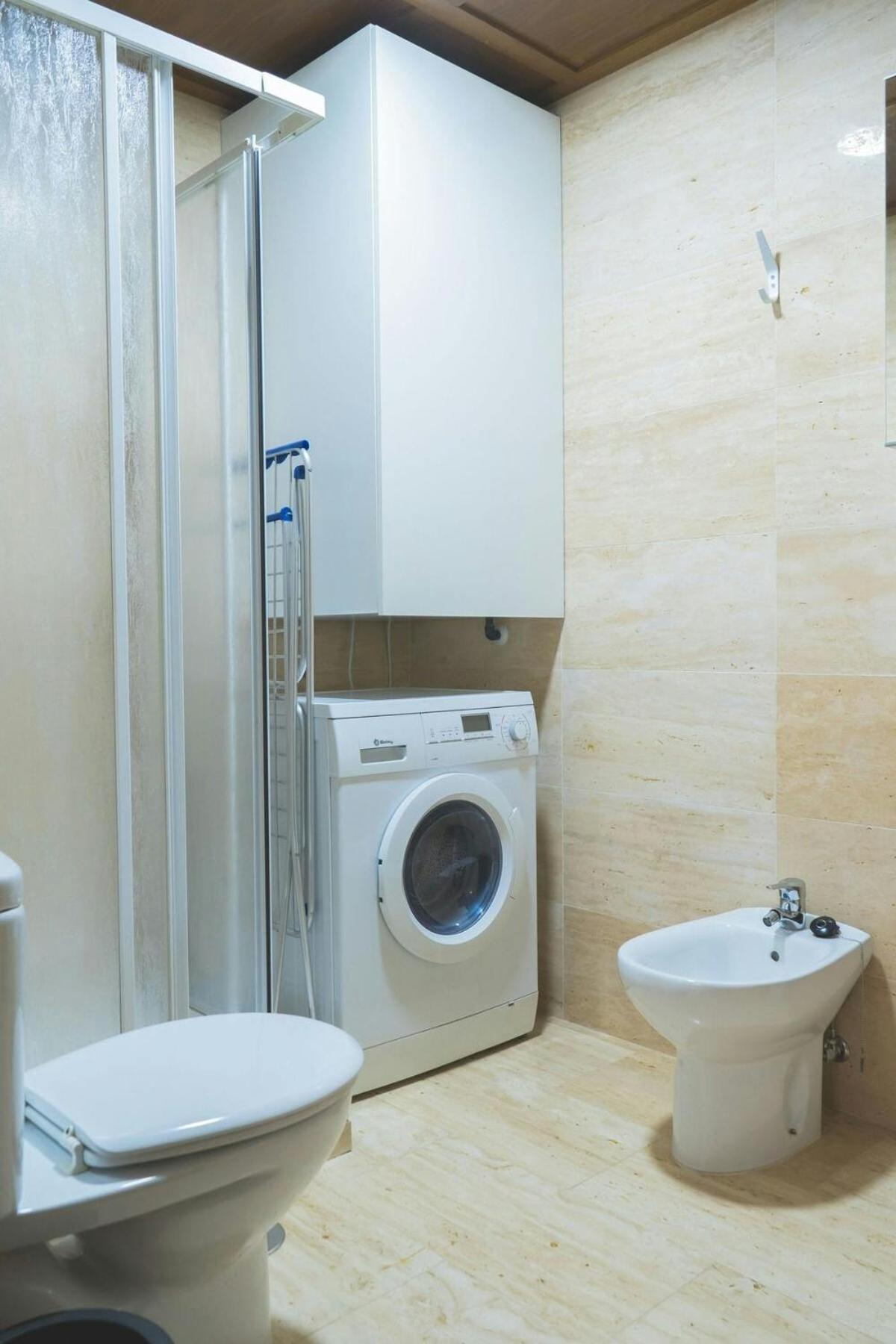 Centrico Apartamento En Calle Carreteria - Малага Экстерьер фото