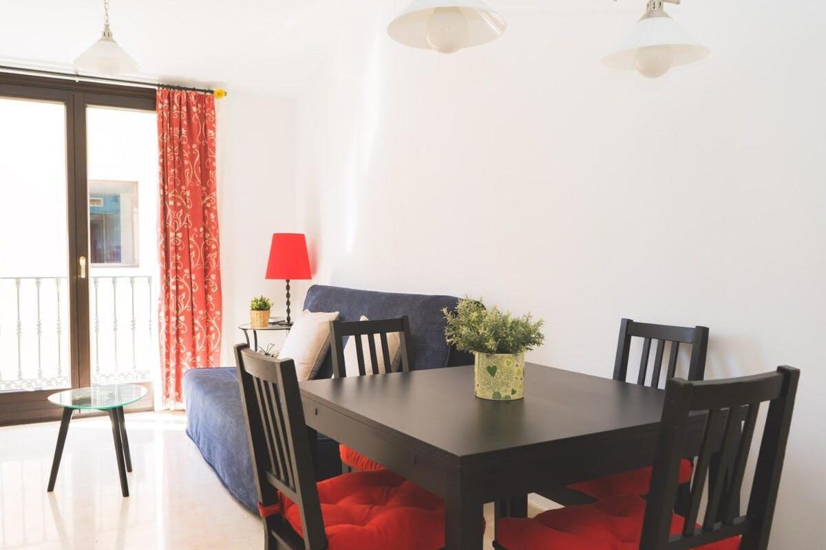 Centrico Apartamento En Calle Carreteria - Малага Экстерьер фото
